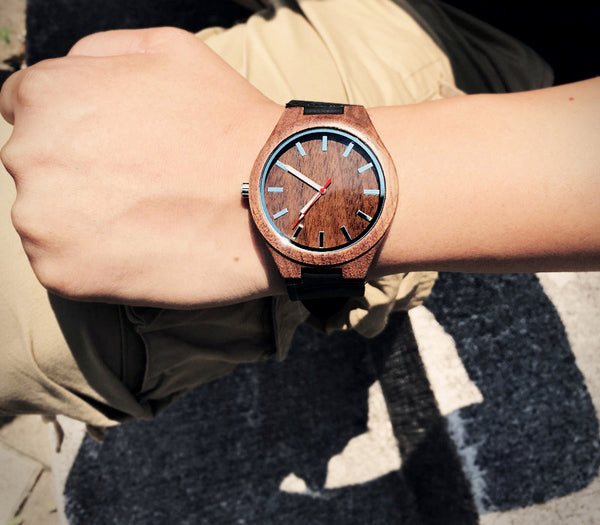 Wild style Bamboo Analog Wristwatch