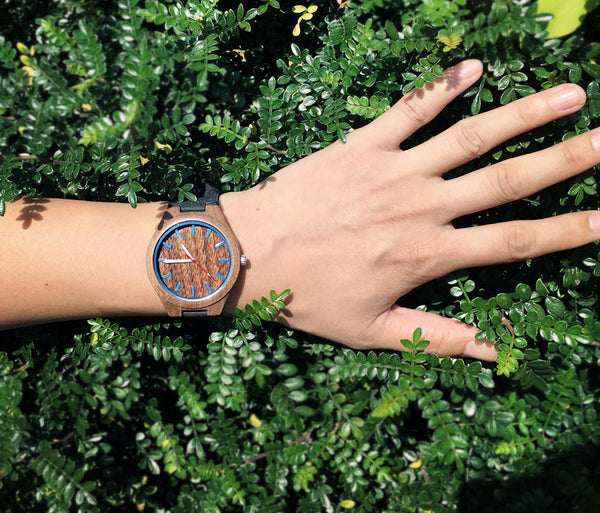Wild style Bamboo Analog Wristwatch